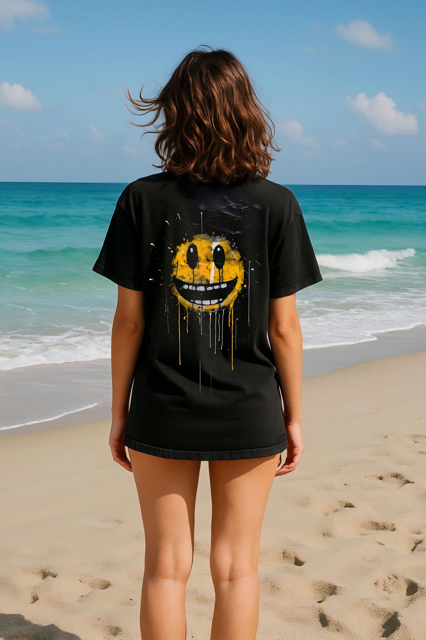 Oversized T-Shirt – Signature LUSSOVOGUE Logo & Smileys
