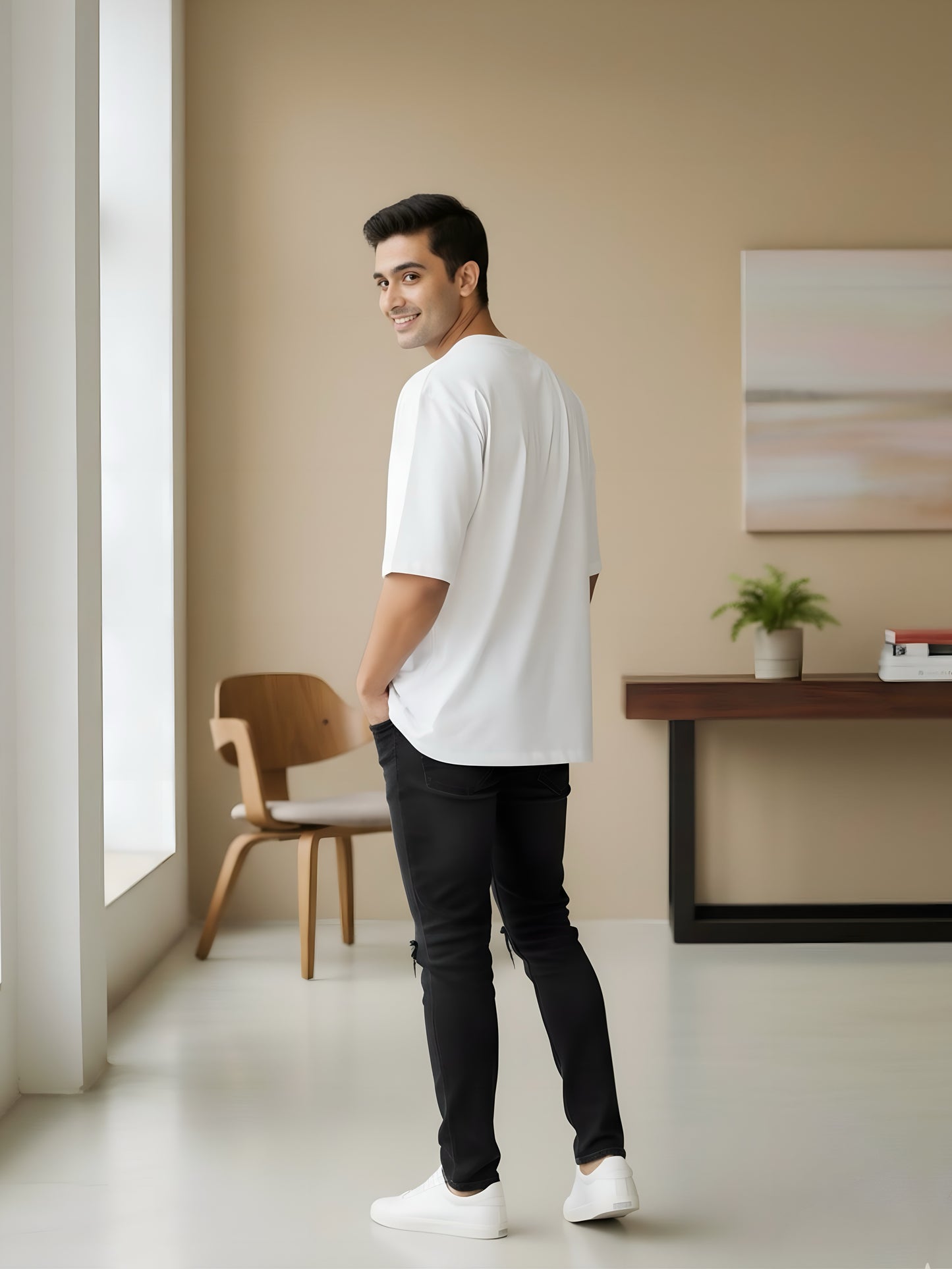 LUSSOVOGUE Men’s Oversized T-Shirt | White | 100% Premium Cotton | Relaxed Streetwear Fit