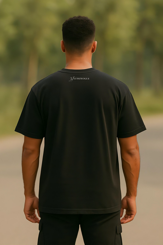 Lussovogue Men’s Black Oversized T-Shirt – Fierce Tiger Eye Edition